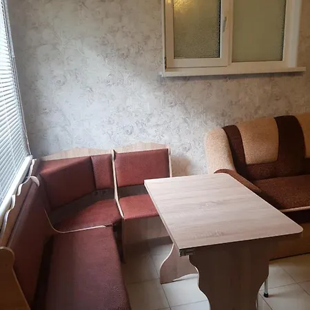 On Yuzhny Sklon Apartment Odesa
