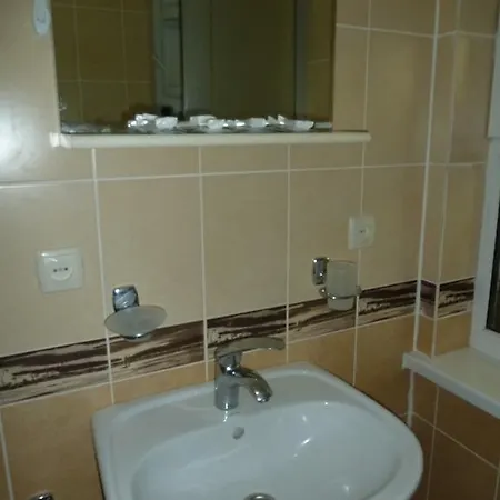 Apartment On Yuzhny Sklon *