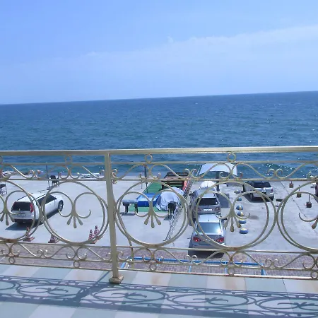 On Yuzhny Sklon * Odesa