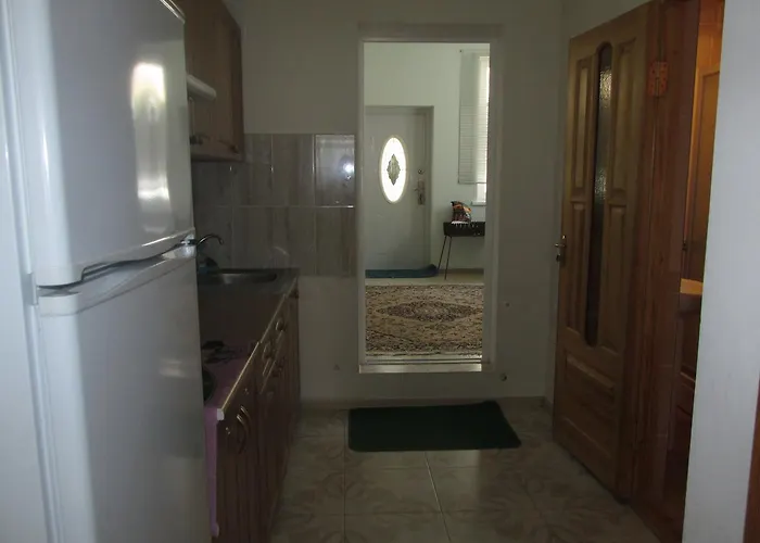 On Yuzhny Sklon * Odessza